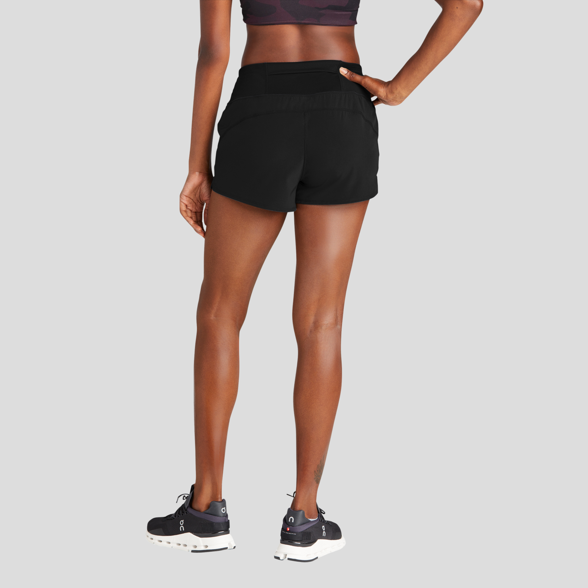 Xenhouse Women’s 3.5" Relentless Short